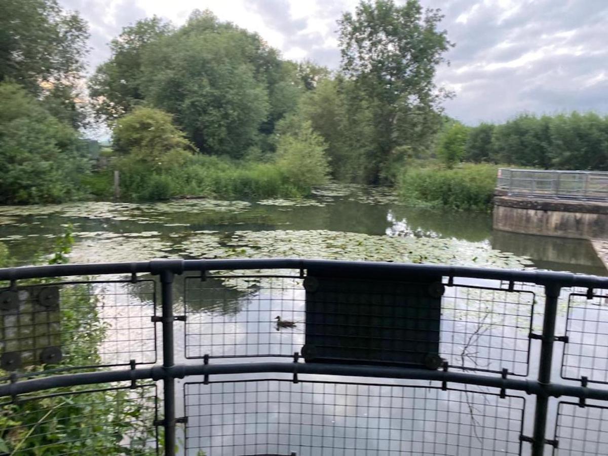 Penthouse 5 Mins Walk To City Centre & Colleges With Balcony & Sleeps 6 Cambridge  Exterior photo