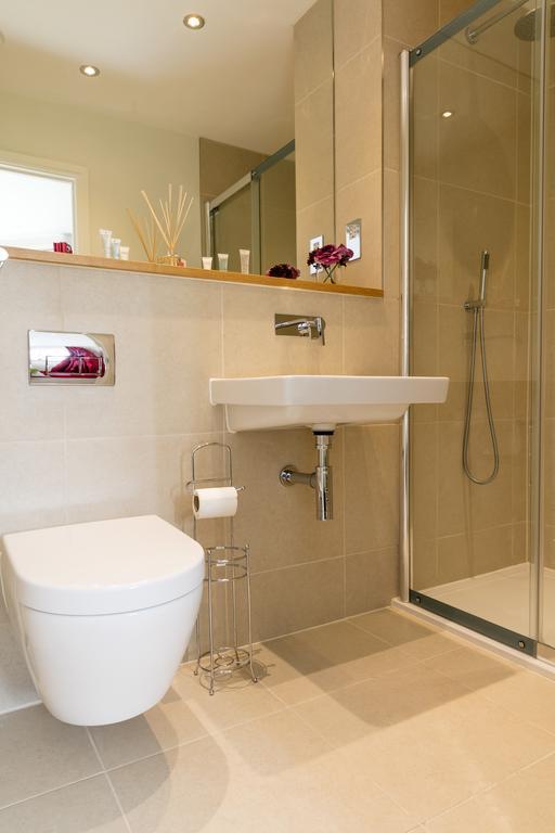 Penthouse 5 Mins Walk To City Centre & Colleges With Balcony & Sleeps 6 Cambridge  Exterior photo